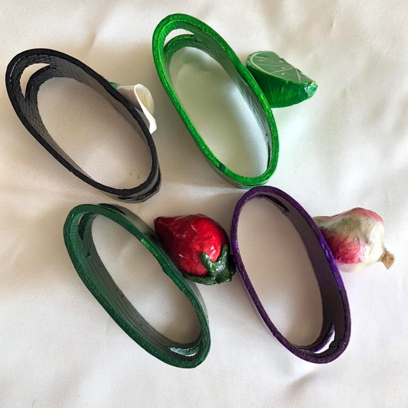 Vintage 80s Funky Fruit & Vegetable Napkin Ring Holders - Picture 4 of 4